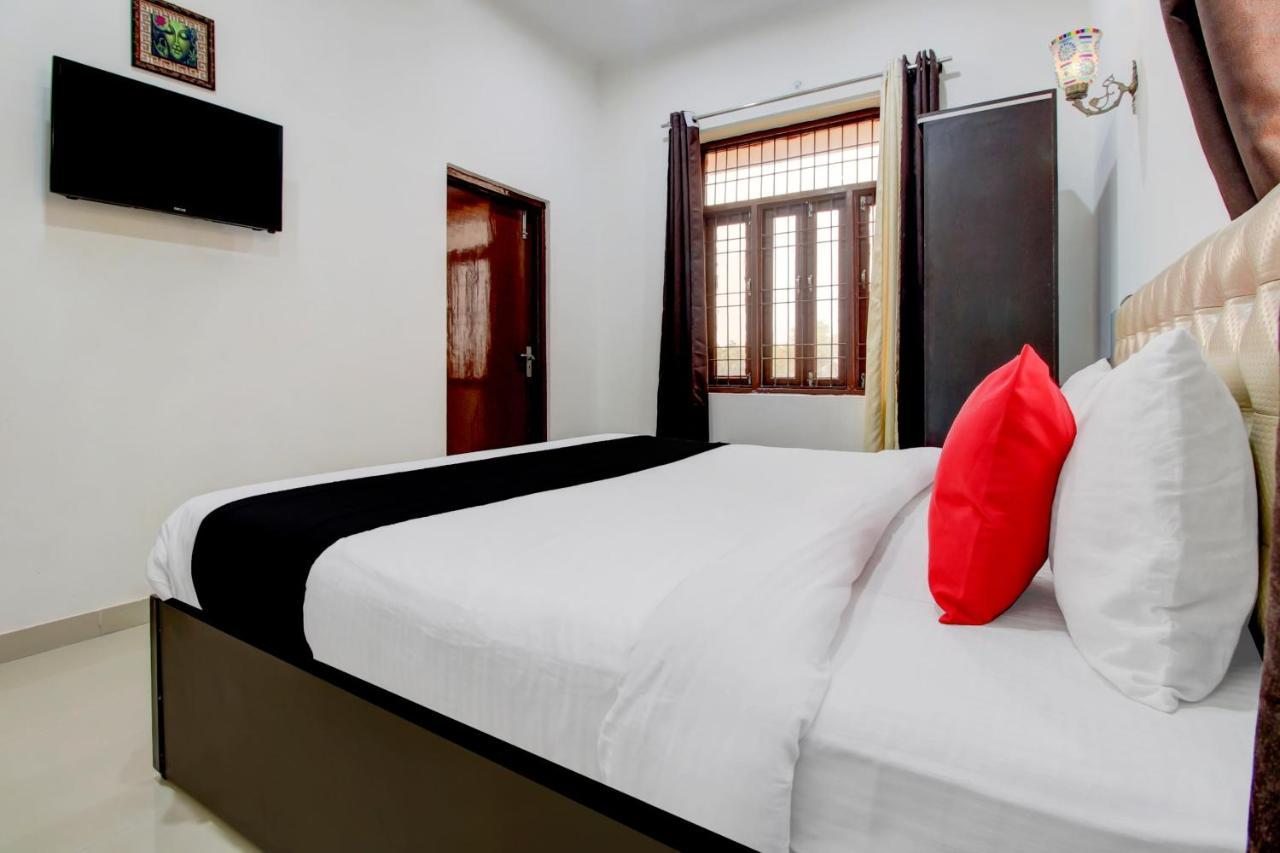 Elegance Resort Mathura Exterior photo